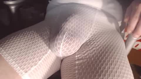 Snapshot of maestro2017 chatting on 1, 12, 2025 maestro2017 online show from 1, 12, 2025