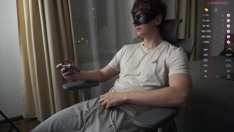 Mike XMaestro 3369 online show from 20, 12, 2025