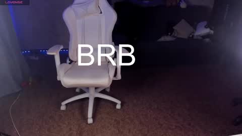 Maevee online show from 2, 3, 2025