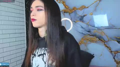 maevekuro online show from 16, 1, 2026