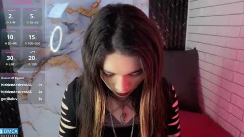 maevekuro online show from 18, 4, 2026