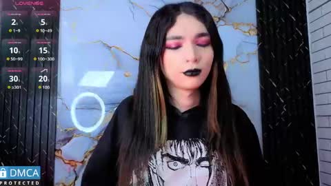 maevekuro online show from 22, 5, 2026