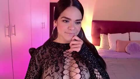 Mafer Flor online show from 9, 10, 2025