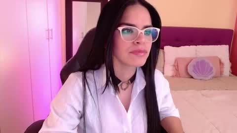 Snapshot of mafer_meow chatting on 23, 11, 2025 Mafer Flor online show from 23, 11, 2025