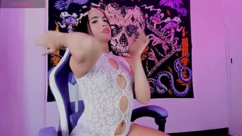 Snapshot of maferosorio chatting on 10, 10, 2025 MaferOsorio online show from 10, 10, 2025