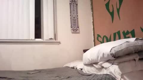 Snapshot of magdalena_805 chatting on 7, 3, 2025 magdalena_805 online show from 7, 3, 2025