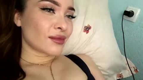 Snapshot of magggg658318 chatting on 6, 7, 2026 magggg658318 online show from 6, 7, 2026