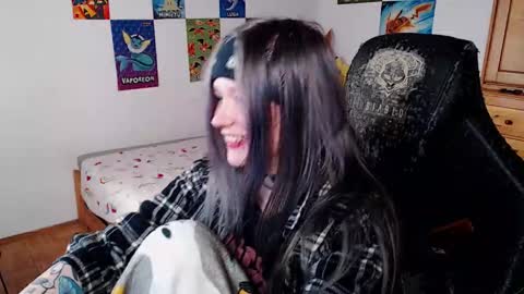 Snapshot of maggieswaggy chatting on 1, 12, 2025 Magdalene Swaggy online show from 1, 12, 2025