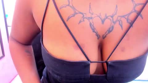 Snapshot of magic_axa_graham chatting on 22, 11, 2025 My name is magic axa grahamDont forget to follow me IG online show from 22, 11, 2025