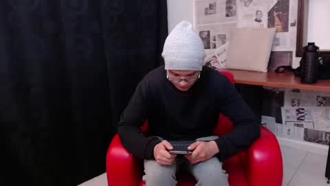 Damian Rivers online show from 5, 3, 2025