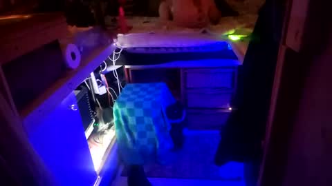 Snapshot of magic_bus_adventures chatting on 6, 2, 2025 Gaia Love online show from 6, 2, 2025