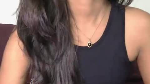 Snapshot of magic_door_open chatting on 17, 11, 2025 magic door open online show from 17, 11, 2025