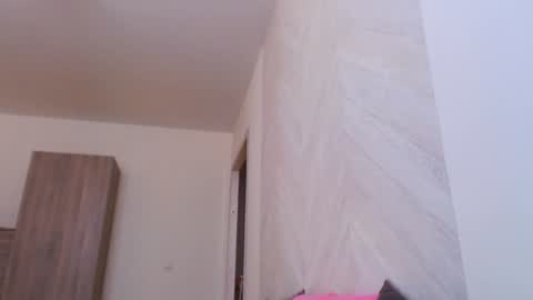 Snapshot of magic_eyes_ chatting on 5, 7, 2026 Hypnotizing online show from 5, 7, 2026