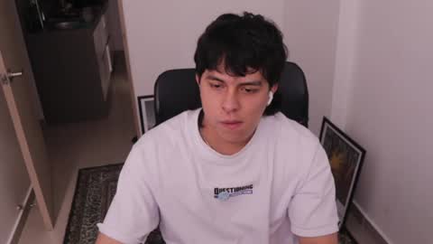 Tony Hoffa online show from 23, 4, 2026