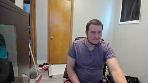 Snapshot of magicman176 chatting on 12, 4, 2026 Magic176 online show from 12, 4, 2026