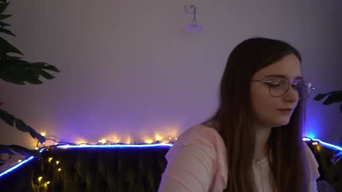 Emily online show from 16, 12, 2024