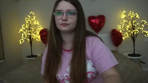 Emily online show from 28, 2, 2025