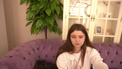Emily online show from 19, 5, 2026