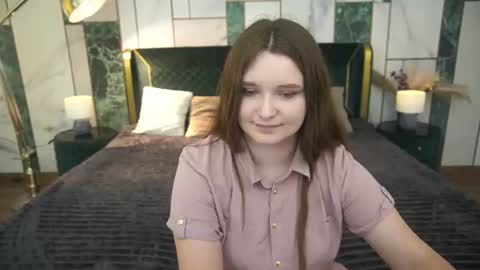 Snapshot of magicpeachhs chatting on 20, 7, 2026 Emily online show from 20, 7, 2026