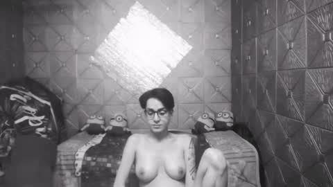 TsKaycee online show from 16, 12, 2024