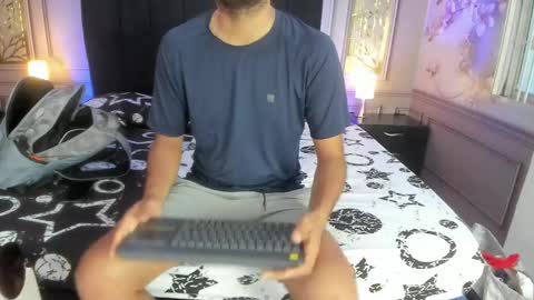 Snapshot of magnus_alejo chatting on 30, 4, 2026 Magnus Alejo online show from 30, 4, 2026