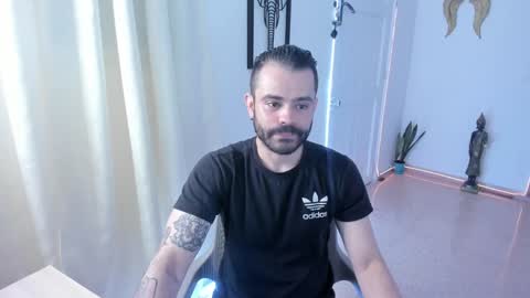 Snapshot of magnus_king chatting on 28, 12, 2024 online show from 28, 12, 2024