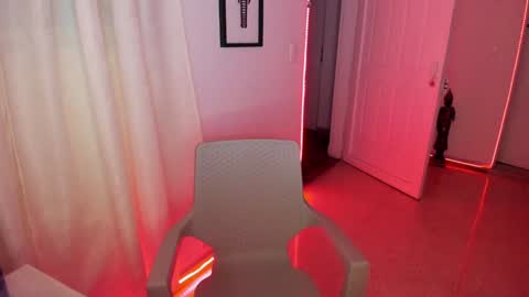 Snapshot of magnus_king chatting on 28, 1, 2025 online show from 28, 1, 2025