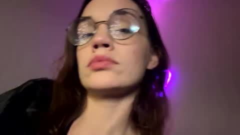 Kaye online show from 5, 12, 2024