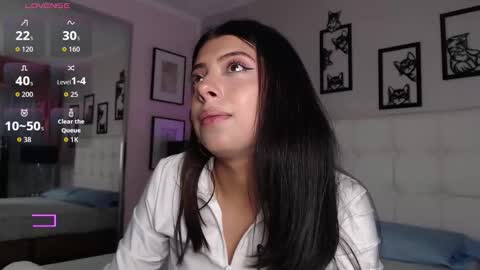 Maia Reficco online show from 26, 11, 2025