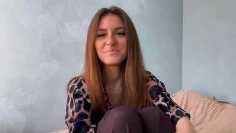 M I A online show from 26, 3, 2026