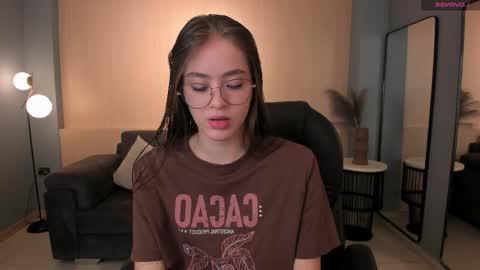 Snapshot of maiacollins chatting on 9, 11, 2025 Maia online show from 9, 11, 2025