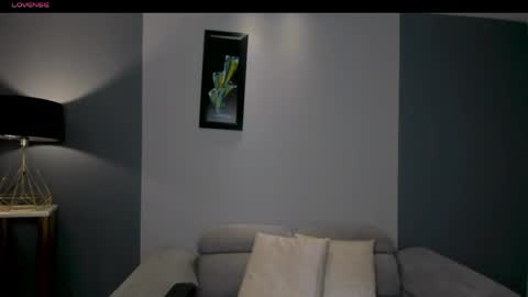  Maia  online show from 19, 4, 2026