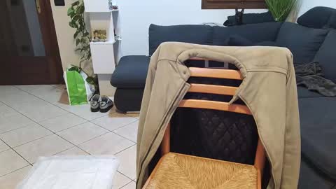 Snapshot of maialinofriuli chatting on 2, 12, 2025 maialinofriuli online show from 2, 12, 2025