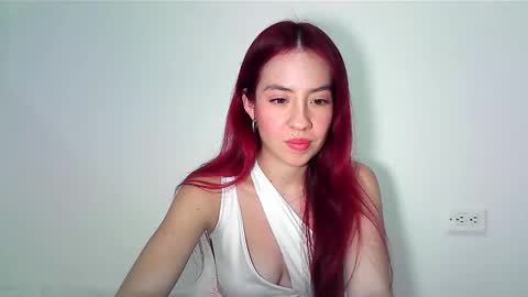 Snapshot of maiarosse_ chatting on 10, 2, 2025 MaiaRosse  online show from 10, 2, 2025