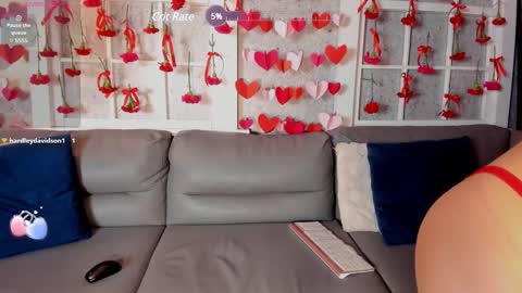 Snapshot of maiia_cute chatting on 12, 2, 2025 Maiia Cute online show from 12, 2, 2025