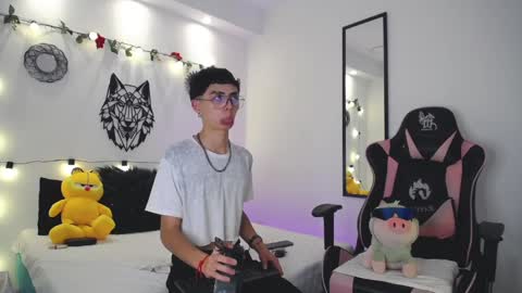 Maiky Cooper online show from 21, 2, 2025