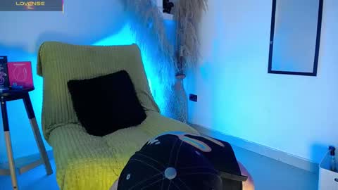 Maiky Cooper online show from 17, 9, 2025