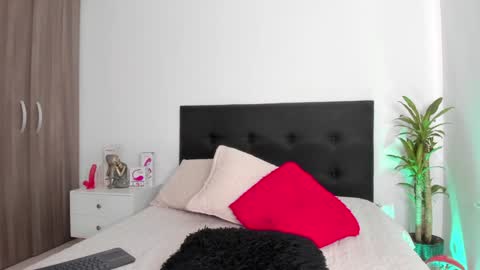 Mailyn online show from 22, 1, 2025