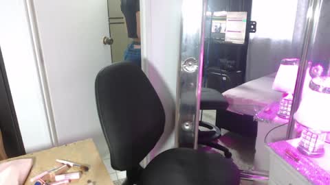 mailyn_gold online show from 9, 4, 2026