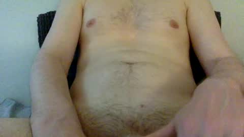 Snapshot of maingauchemaindroite chatting on 15, 7, 2026 maingauchemaindroite online show from 15, 7, 2026