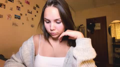 Snapshot of maisielattanzio chatting on 27, 2, 2026 Luna online show from 27, 2, 2026