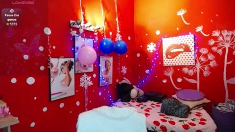 Maite online show from 8, 10, 2025