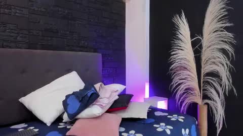 maite_smith69 online show from 15, 9, 2025