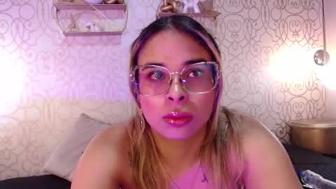 Snapshot of maiteee_ chatting on 13, 1, 2026 Maiteee online show from 13, 1, 2026