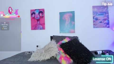 Snapshot of maithe_022 chatting on 7, 10, 2025 mai online show from 7, 10, 2025