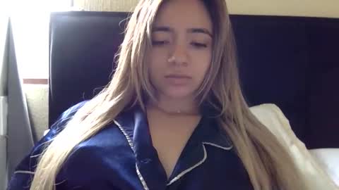 Snapshot of majo_gomezz chatting on 24, 4, 2026 majo_gomezz online show from 24, 4, 2026