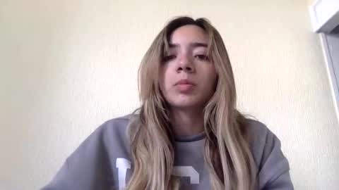 Snapshot of majo_gomezz chatting on 6, 5, 2026 majo_gomezz online show from 6, 5, 2026