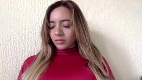 Snapshot of majo_gomezz chatting on 7, 5, 2026 majo_gomezz online show from 7, 5, 2026