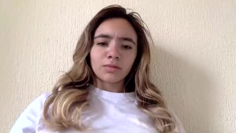 Snapshot of majo_gomezz chatting on 29, 5, 2026 majo_gomezz online show from 29, 5, 2026