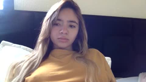Snapshot of majo_gomezz chatting on 30, 5, 2026 majo_gomezz online show from 30, 5, 2026